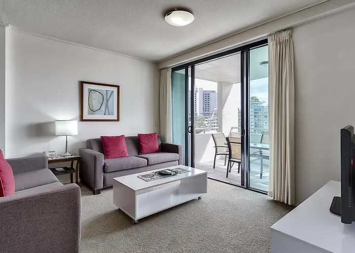 Skd Suites